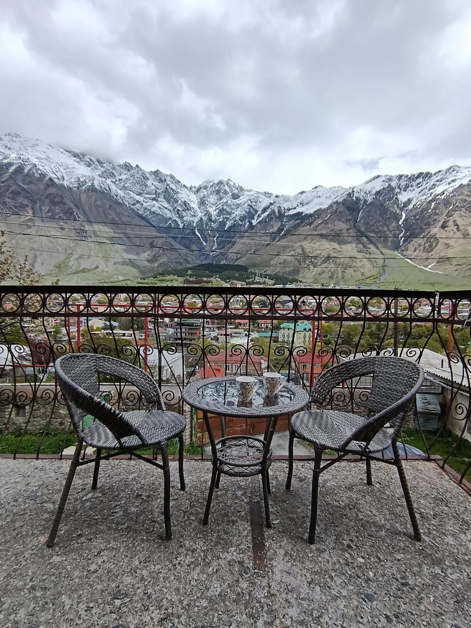 Belas Guesthouse Stepancminda Zewnętrze zdjęcie